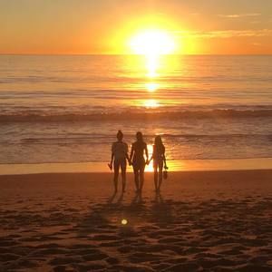 Meet your Posher, Kira